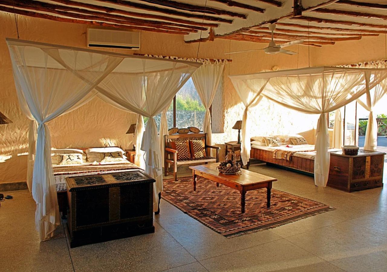 Zi Main House *